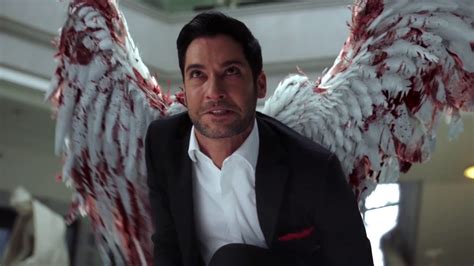 what episode does lucifer show chloe his wings|chloe sees lucifer's devil face.